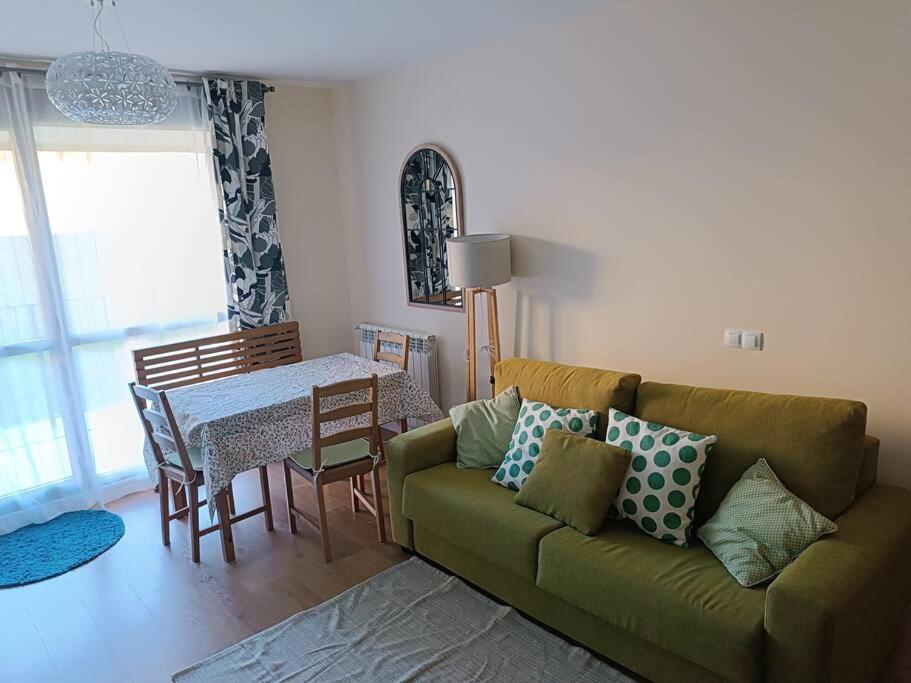 Amplio Apartamento En Sabinanigo - Las Margas Pirineo Aragones ภายนอก รูปภาพ